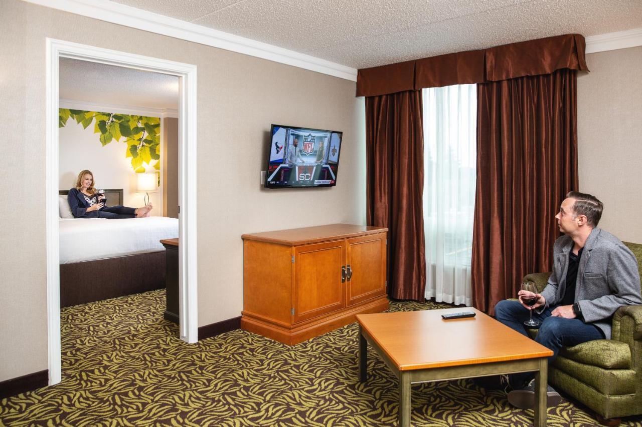 Varscona Hotel On Whyte Edmonton Ngoại thất bức ảnh